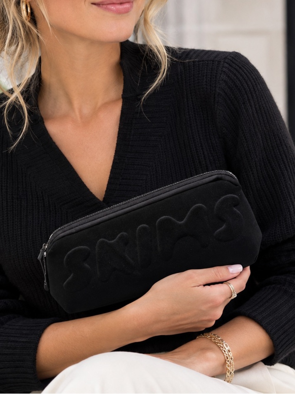 Skims Neoprene Pouch Bag Black Water Resistant Make‎ Up Toiletry Travel Clutch